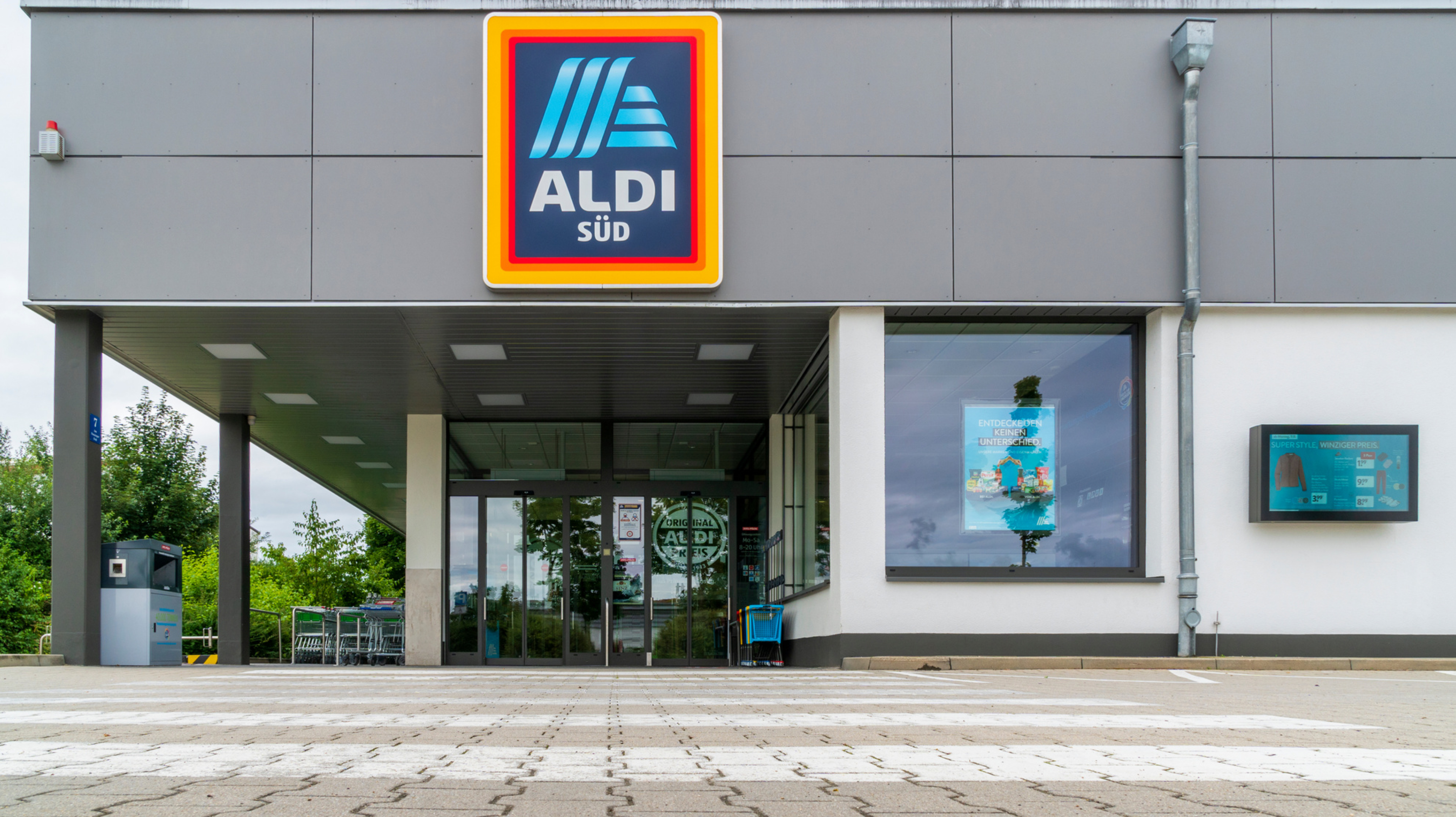 クリスマスイブの営業時間: Aldi, Rewe &amp; Co. のクリスマスの営業時間は次のとおりです。