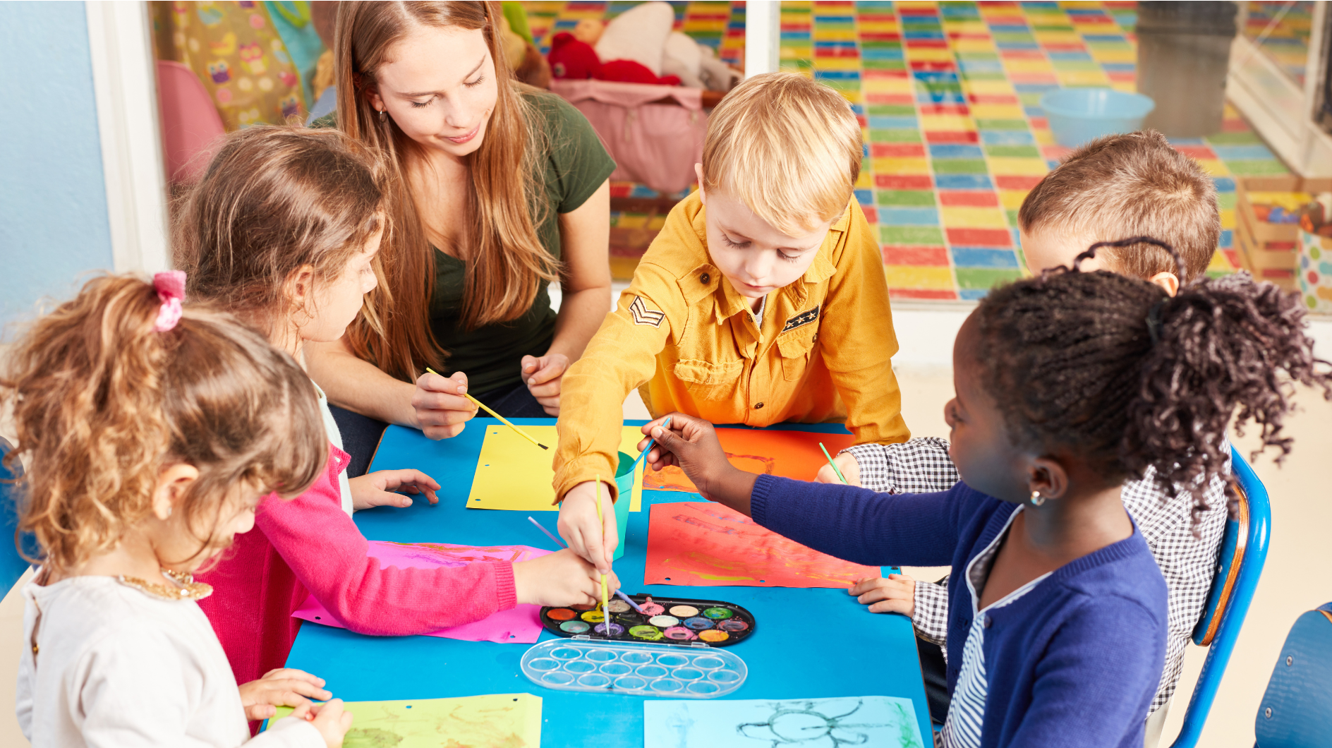 子どもの発達にとって重要：子供たちはデイケアセンターでこれらのスキルを学びます