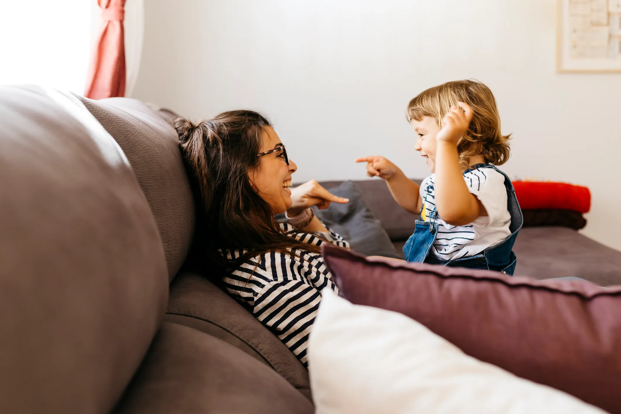 良い教育スタイル：子供がこのように振る舞うなら、親はすべてを正しくしました