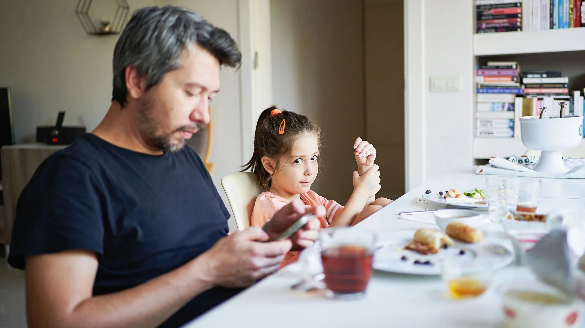 子供を否定的に形成する10の教育エラー