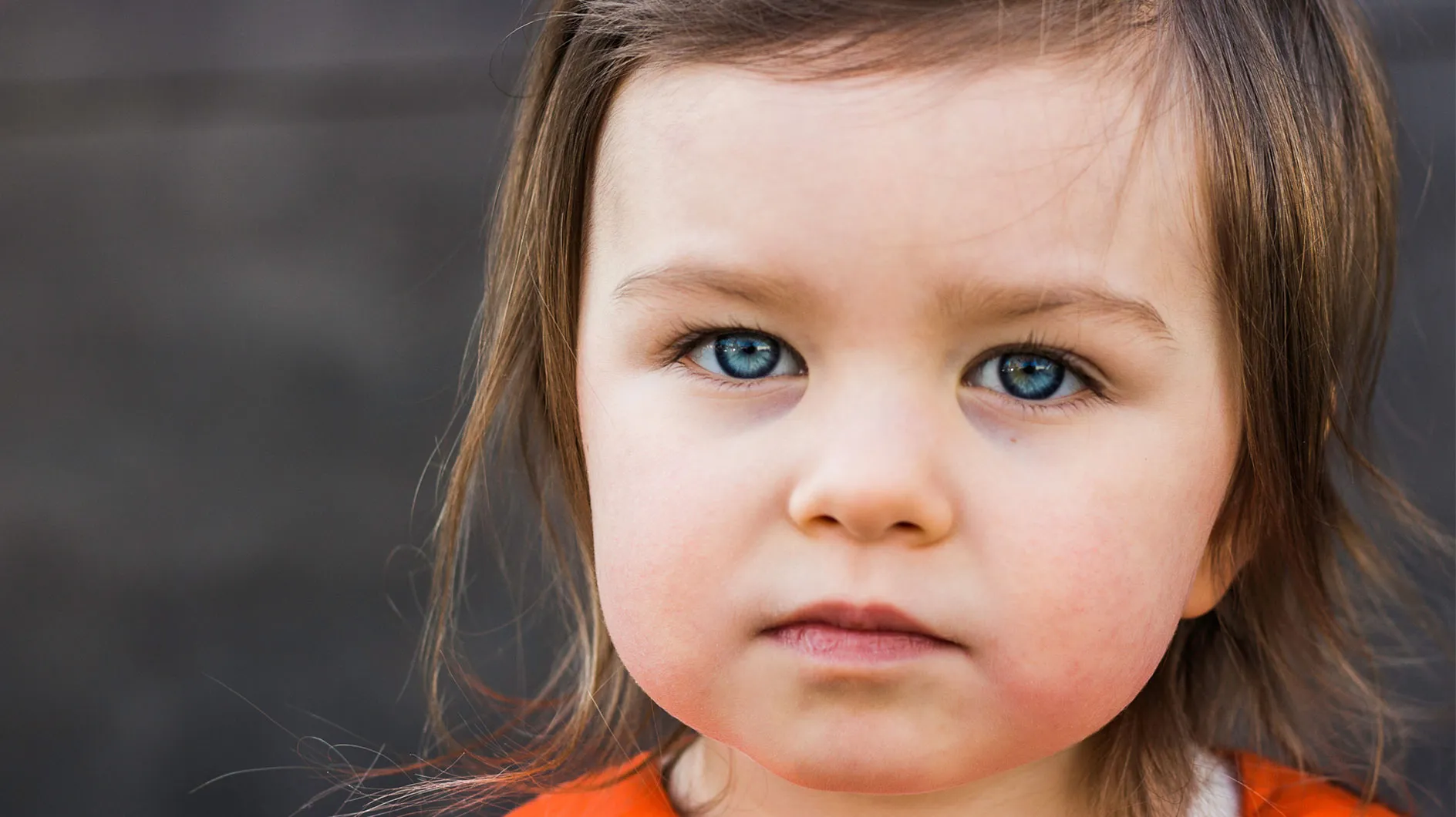 無害に聞こえますが、深く見えます：これら10の典型的な親の文章は子供の魂を毒する